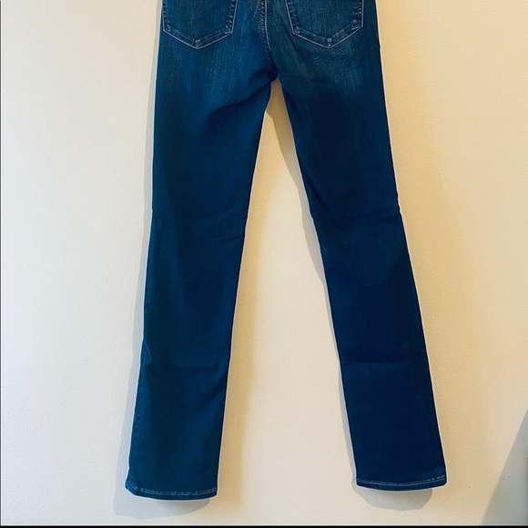 Women’s Gap Denim Dark Wash Jeans - Picture 5 of 5